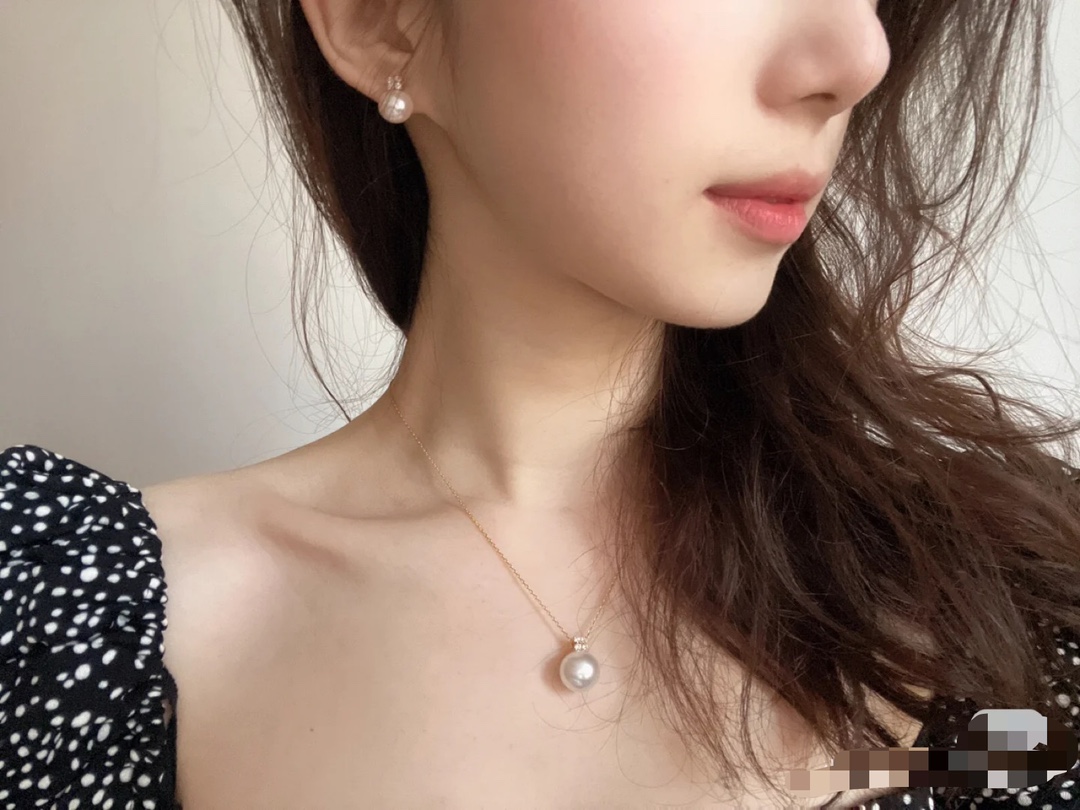 RE19S45 天然真珠のイヤリング、スターリングシルバーのインレイ、四つ葉のクローバーのイヤリング - 画像 (6)