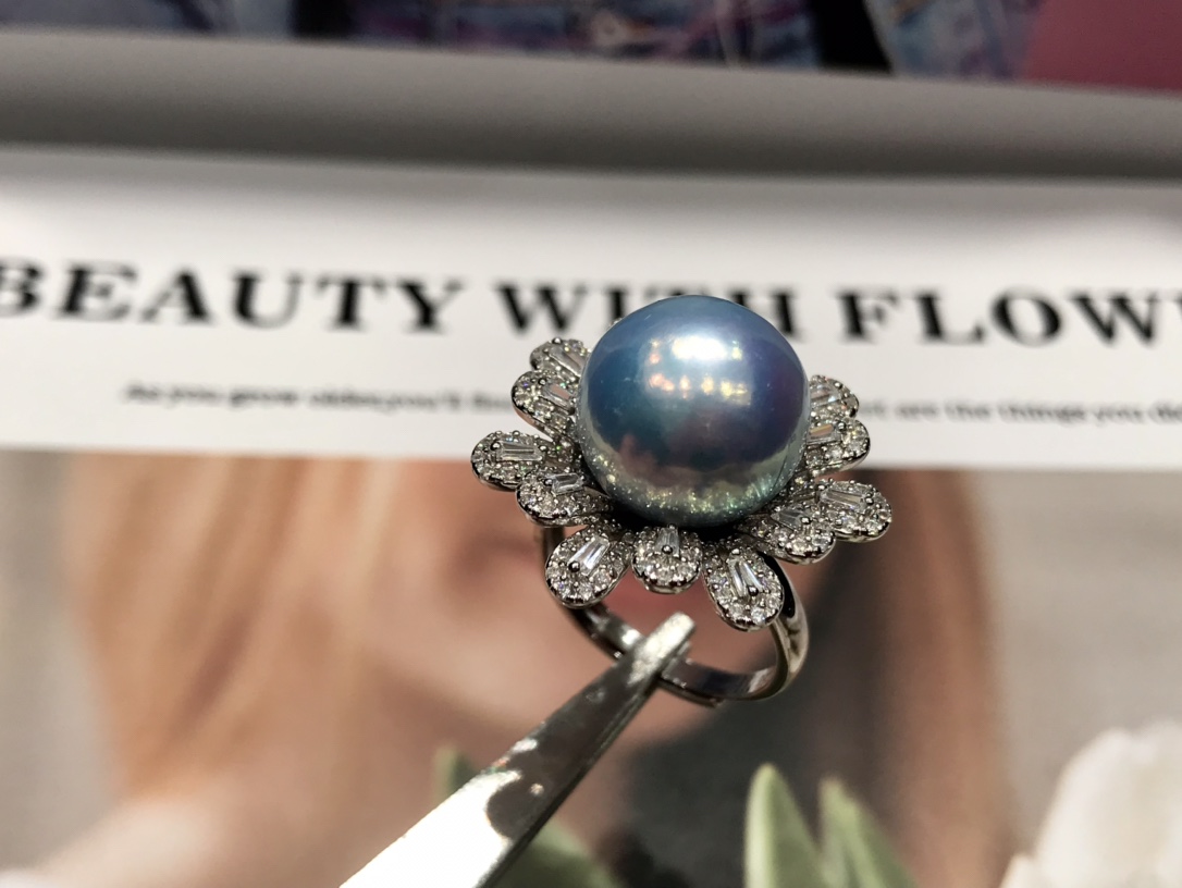 JE121S190 天然パールリング、13-14mm パール象嵌スターリングシルバー、ひまわりオープンリング - 画像 (3)