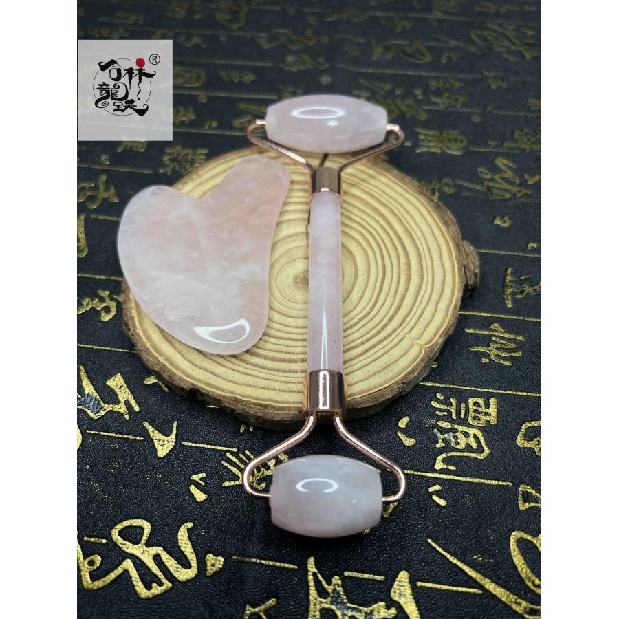 美しいピンク玉髄 顔 体 かっさマッサージ板+ローラー