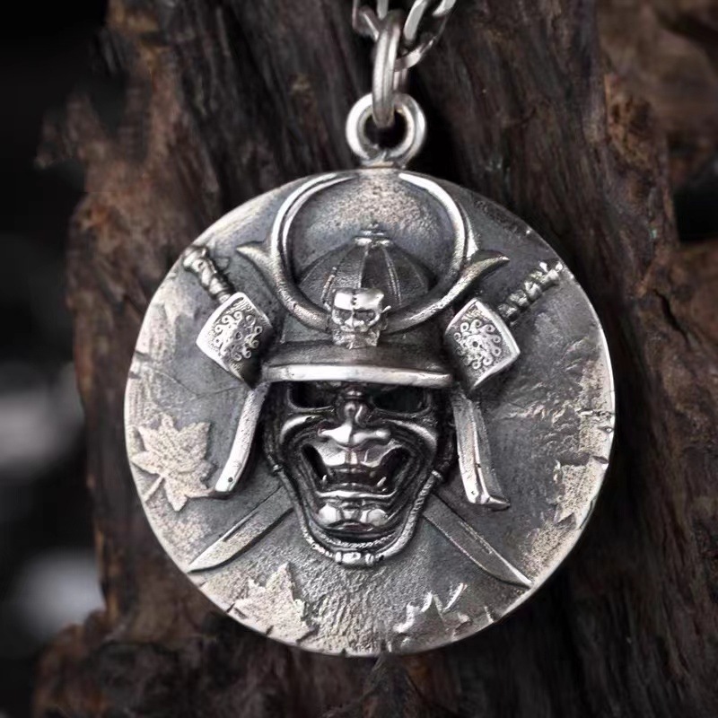 ヴィンテージシルバージュエリー、ゴースト戦士キリングペンダント、手作りオリジナルデザイン、タイシルバーアーマーペンダント